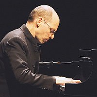 Gideon Rubin, piano