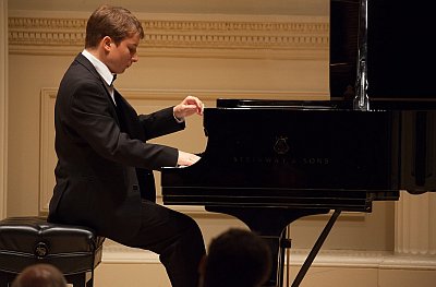 �Victor Shlyakhtenko�, piano