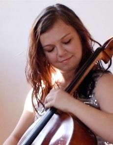 Bronwyn Banerdt, cello