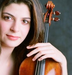 Lindsay Deutsch, violin