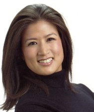 Nora Chiang, piano